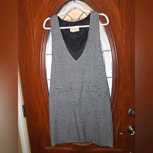 Vintage IRA JOYCE Womans Black And White Hounds Tooth Jumper Sz. 14